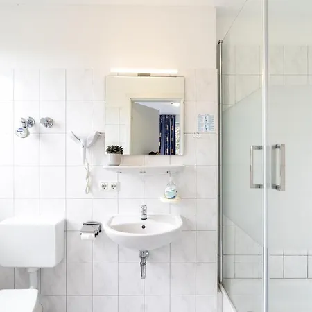 Fresh Mini-hôtel 2*