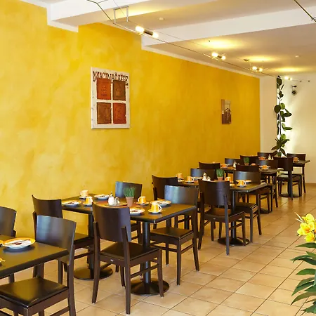 Fresh Mini-hôtel 2*