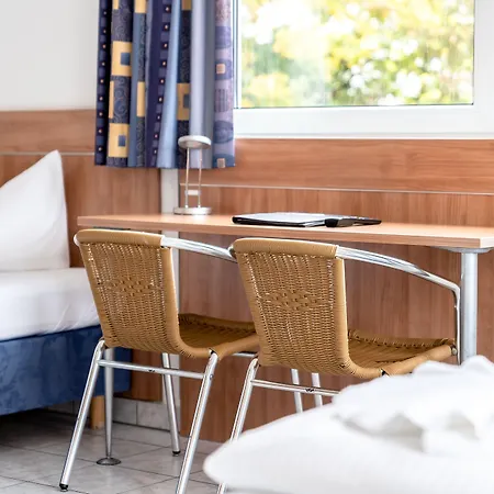 Fresh Mini-hôtel 2*