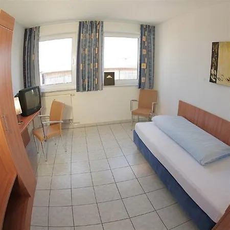 Fresh Inn 2*
